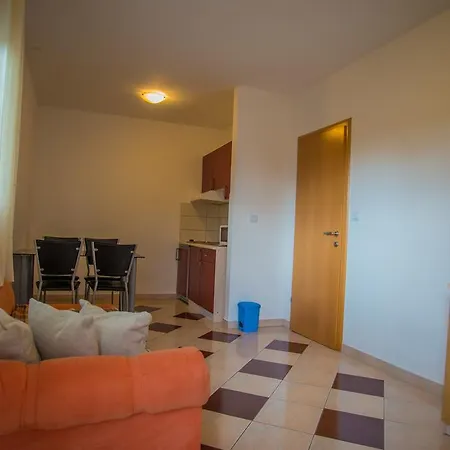 Apartments Nina Promajna Exterior photo
