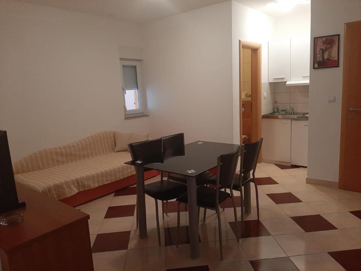 Apartman Nina Promajna