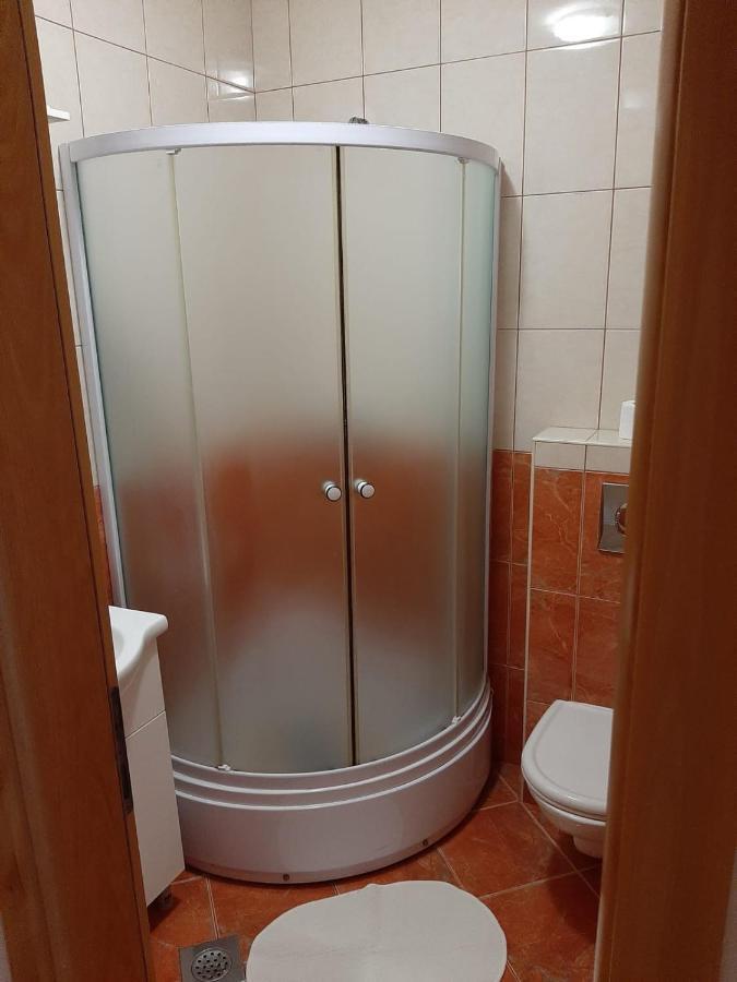Nina Apartman