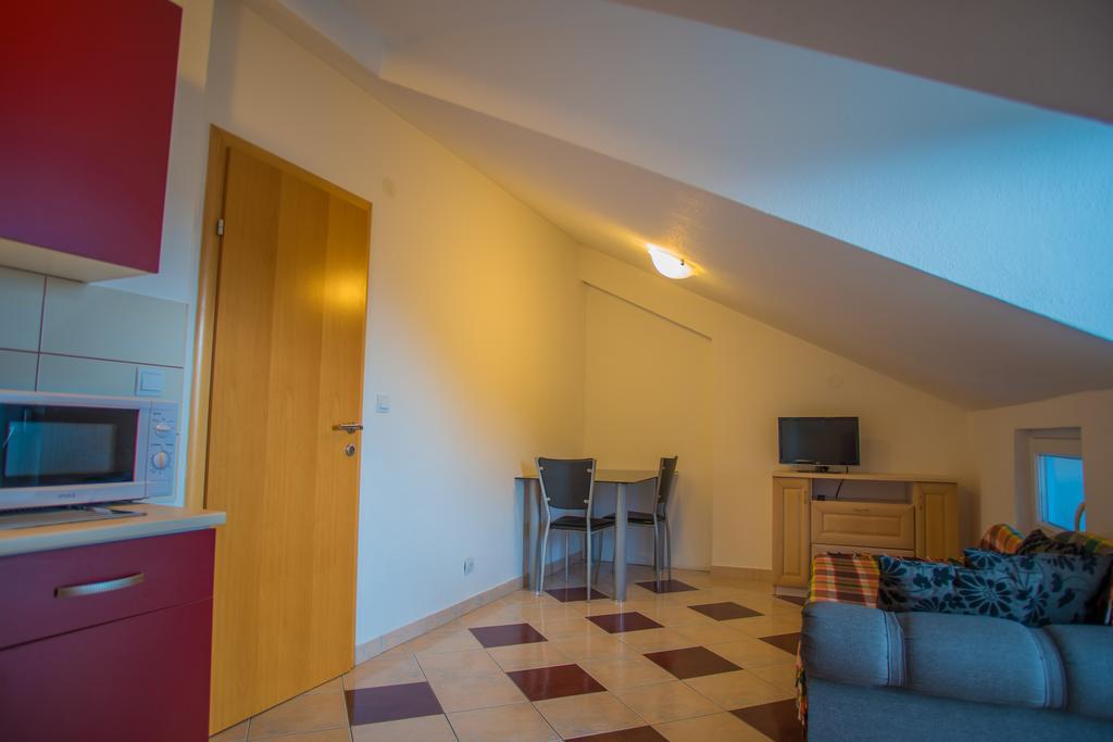 Apartman Nina *